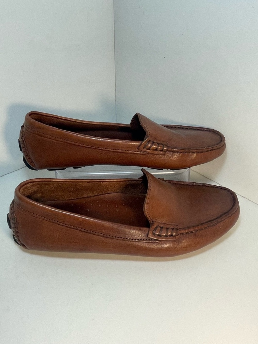 Saks Fifth Avenue Cognac Brown Leather Loafers Womens Size 8B VGUC - Picture 8 of 14
